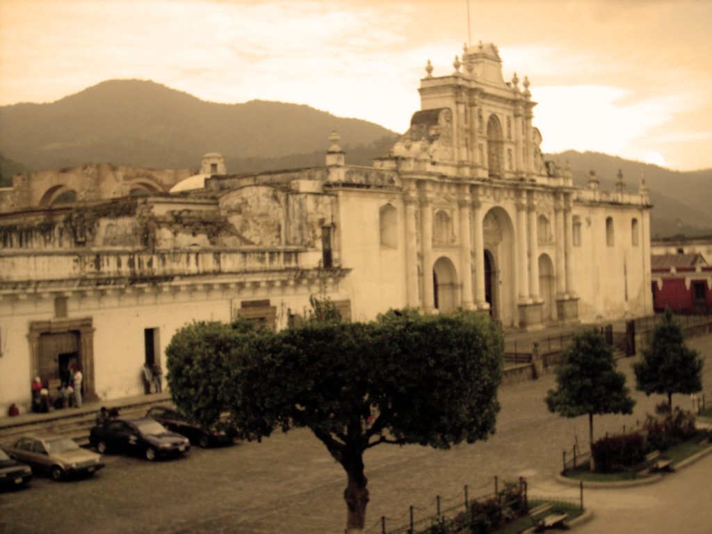 Conoce Un Poco Sobre La Historia De Guatemala Isaydata
