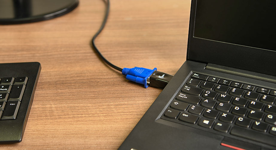 Persona usando adaptador