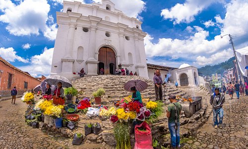 iglesia de santo tomas en chichicastenango