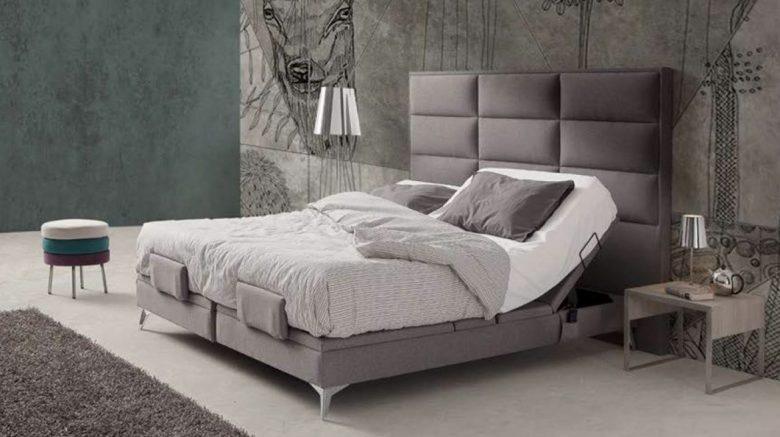 cama con cabecera moderna