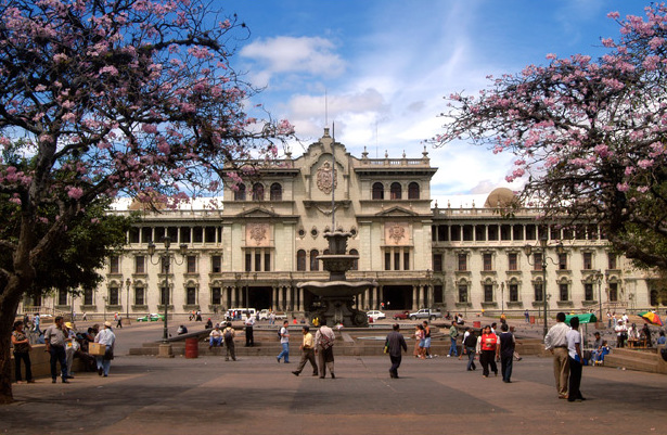 Explora la Historia del País en el Centro de Guatemala