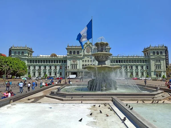 turistas en Guatemala